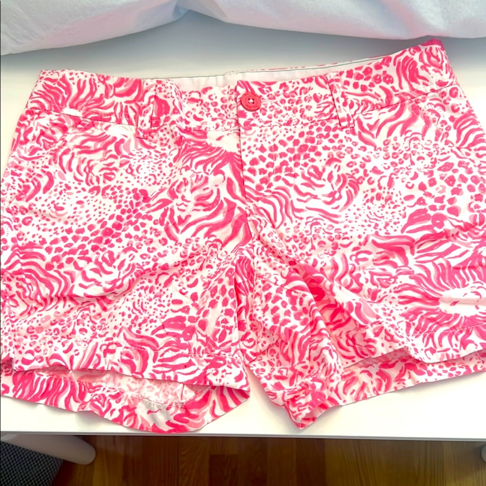 Lilly Pulitzer Women's Pink Patterned Casual Shorts